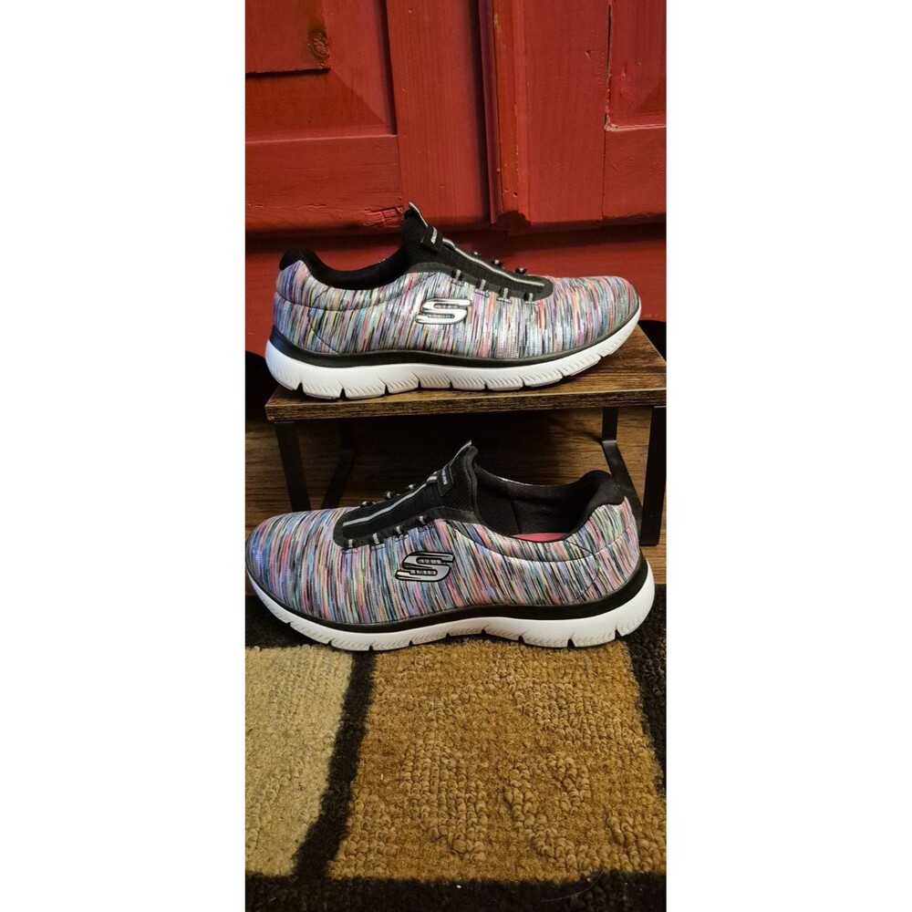 Skechers Womens 10 Summits Light Dreaming Comfort Sneaker Slip On  Walk Worn Onc